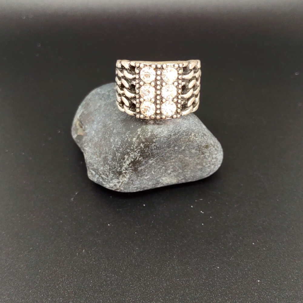 Premier Designs Grand ring size 9